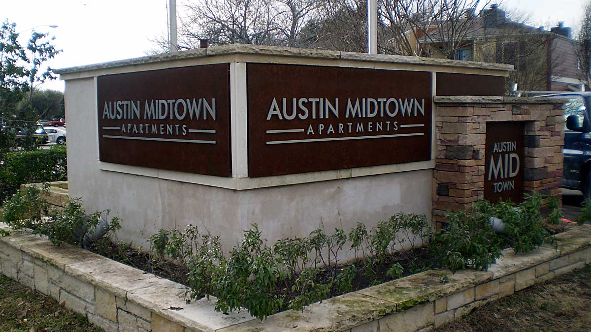 Apartment Sign Austin Midtown Austin