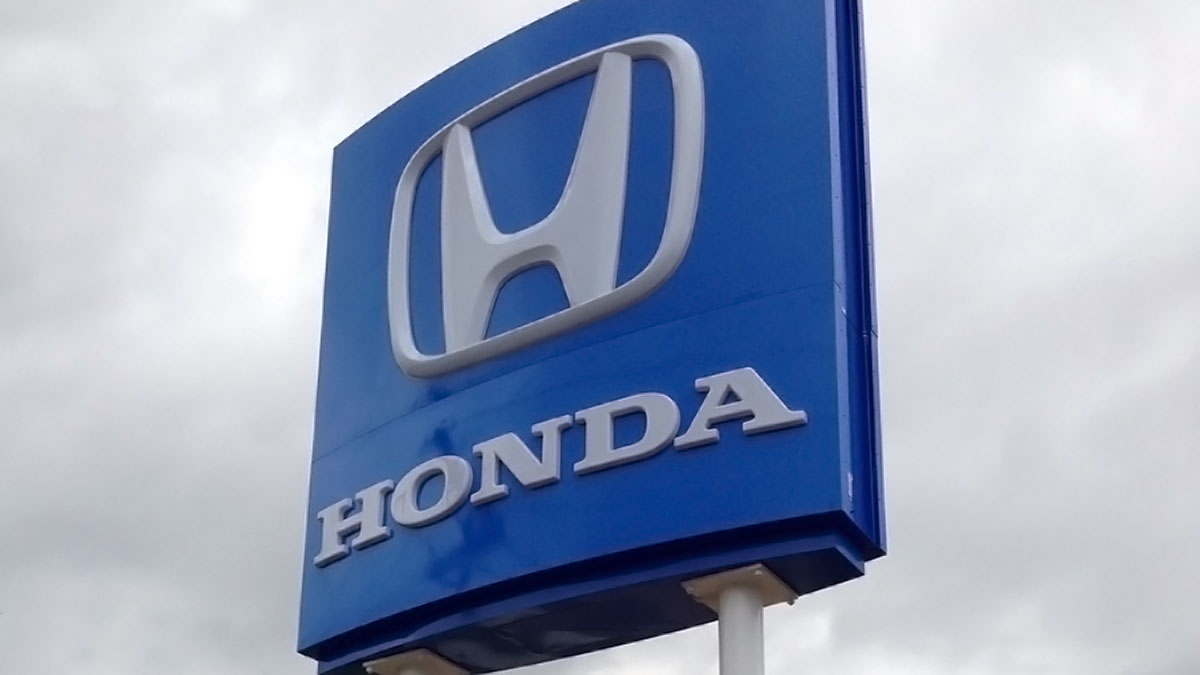 Honda Sign Installed By Texas Custom Signs
