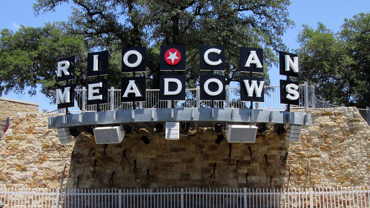 RioCan Sign Built And Installed By Texas Custom Signs