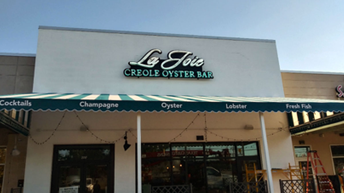 La Joie Creole Oyster Bar In Cedar Park, Tx